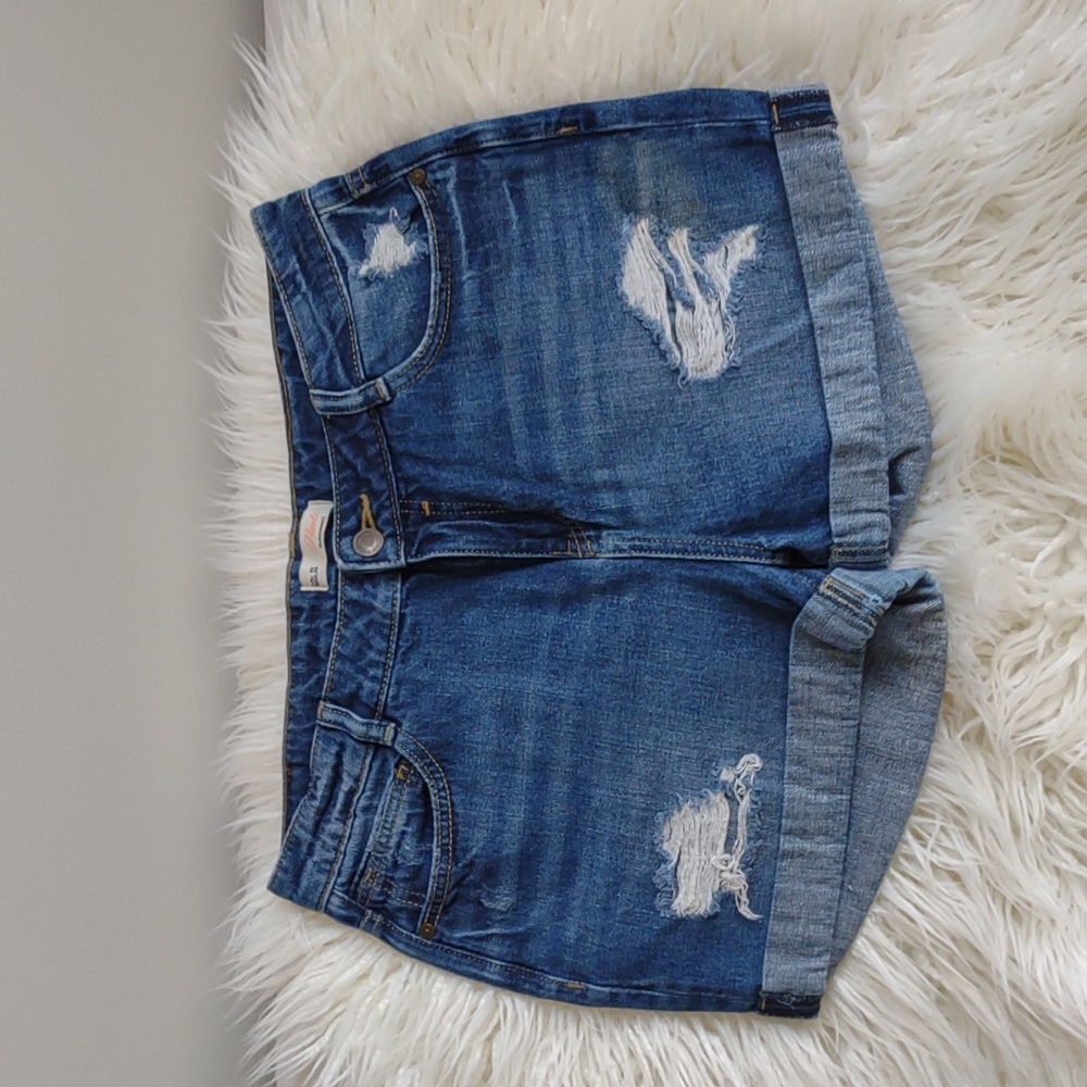 C&A Clockhouse Denim SHORTS Distressed Cuffed Blue